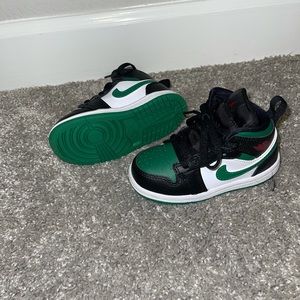 Jordan 1 mid pine green